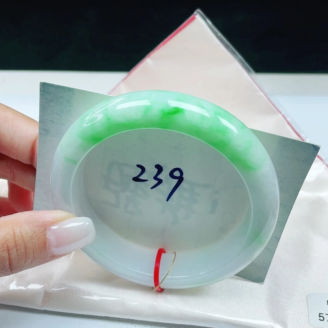 翡翠未镶嵌手镯 正圈57+