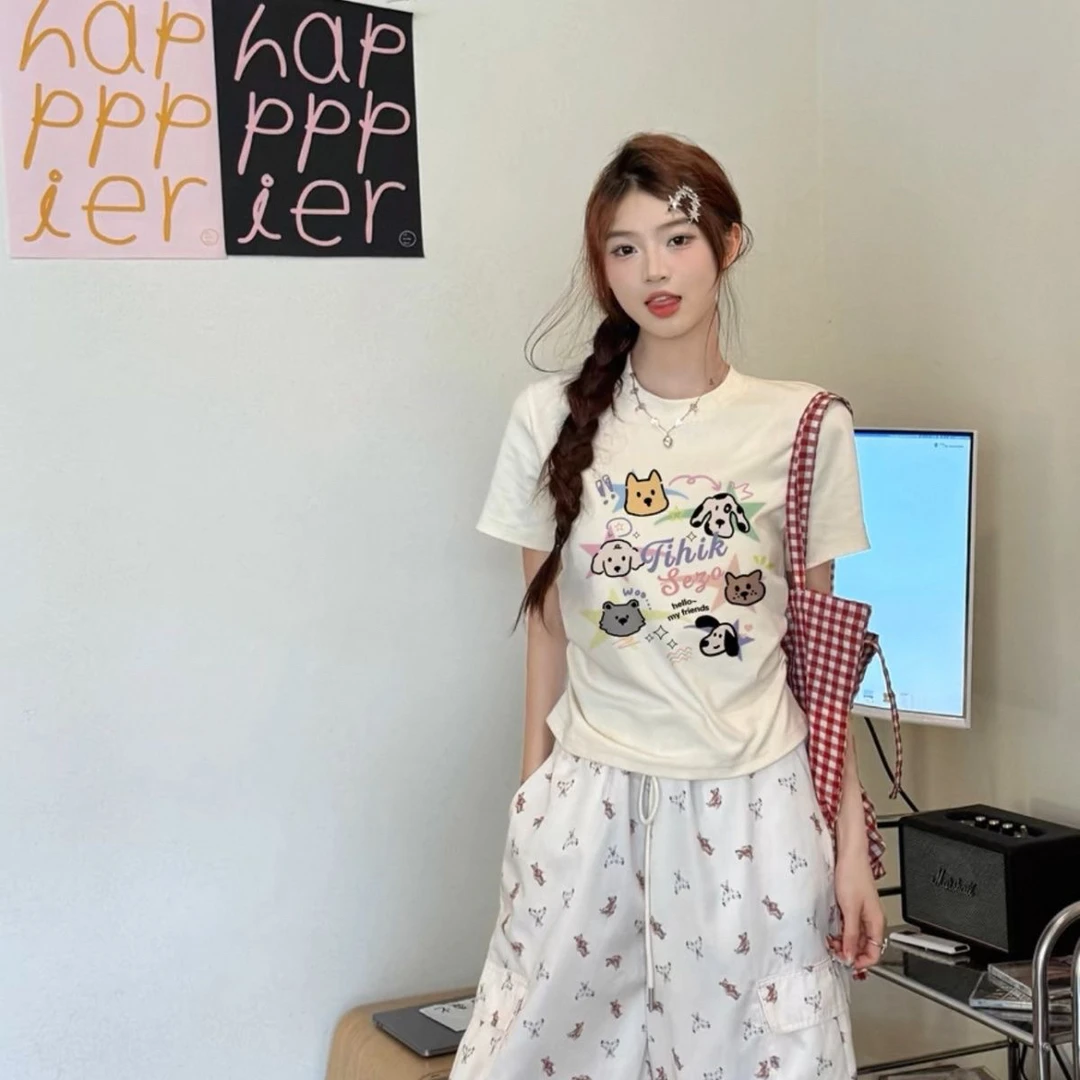 奶杏色正肩短袖t恤女夏季2025新款多巴胺穿搭卡通印花短款小上衣