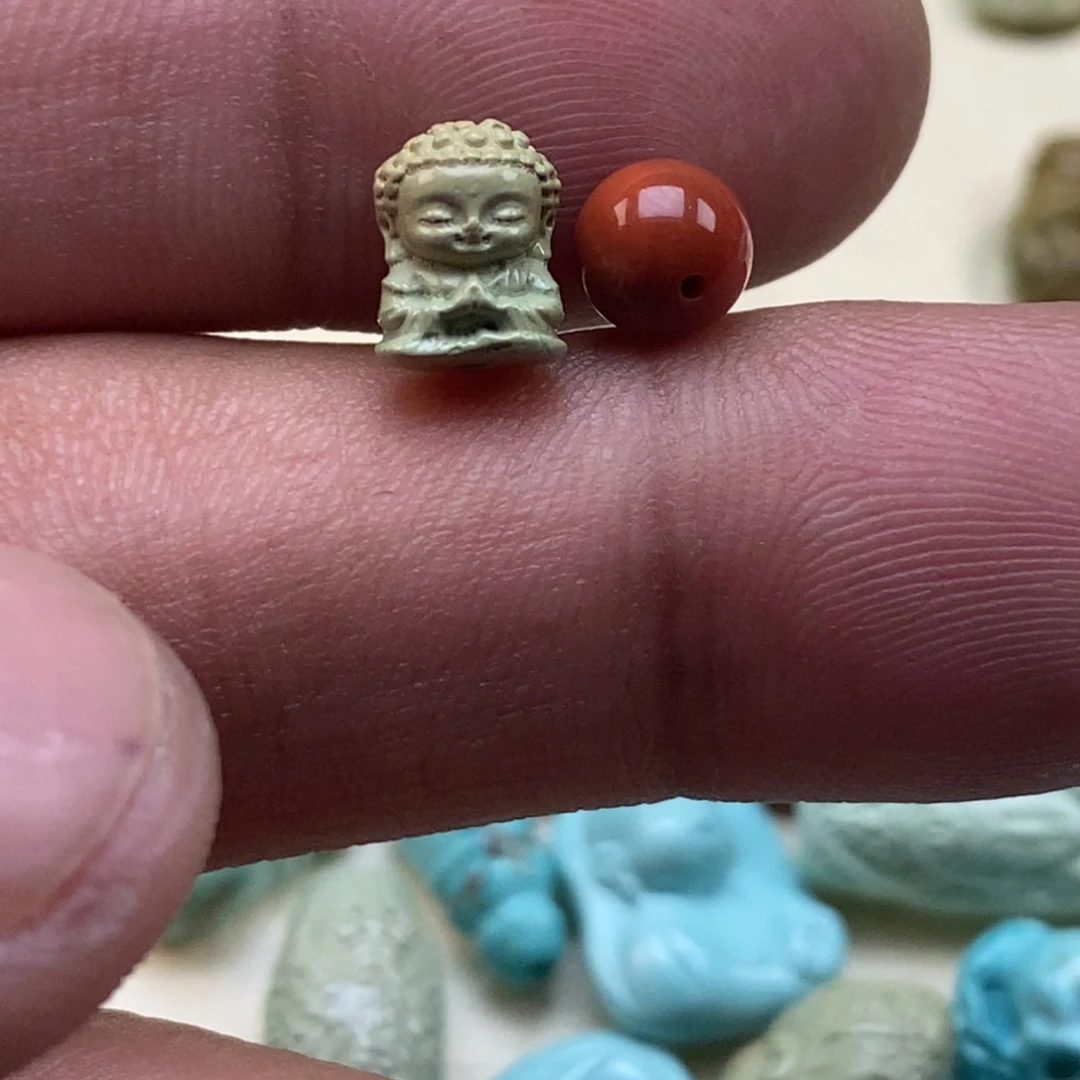 南红玛瑙未镶嵌珠宝半成品