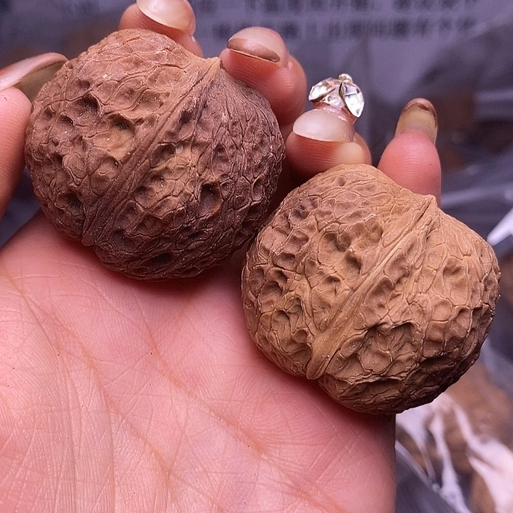 核桃云南野生铁核桃10号38mm