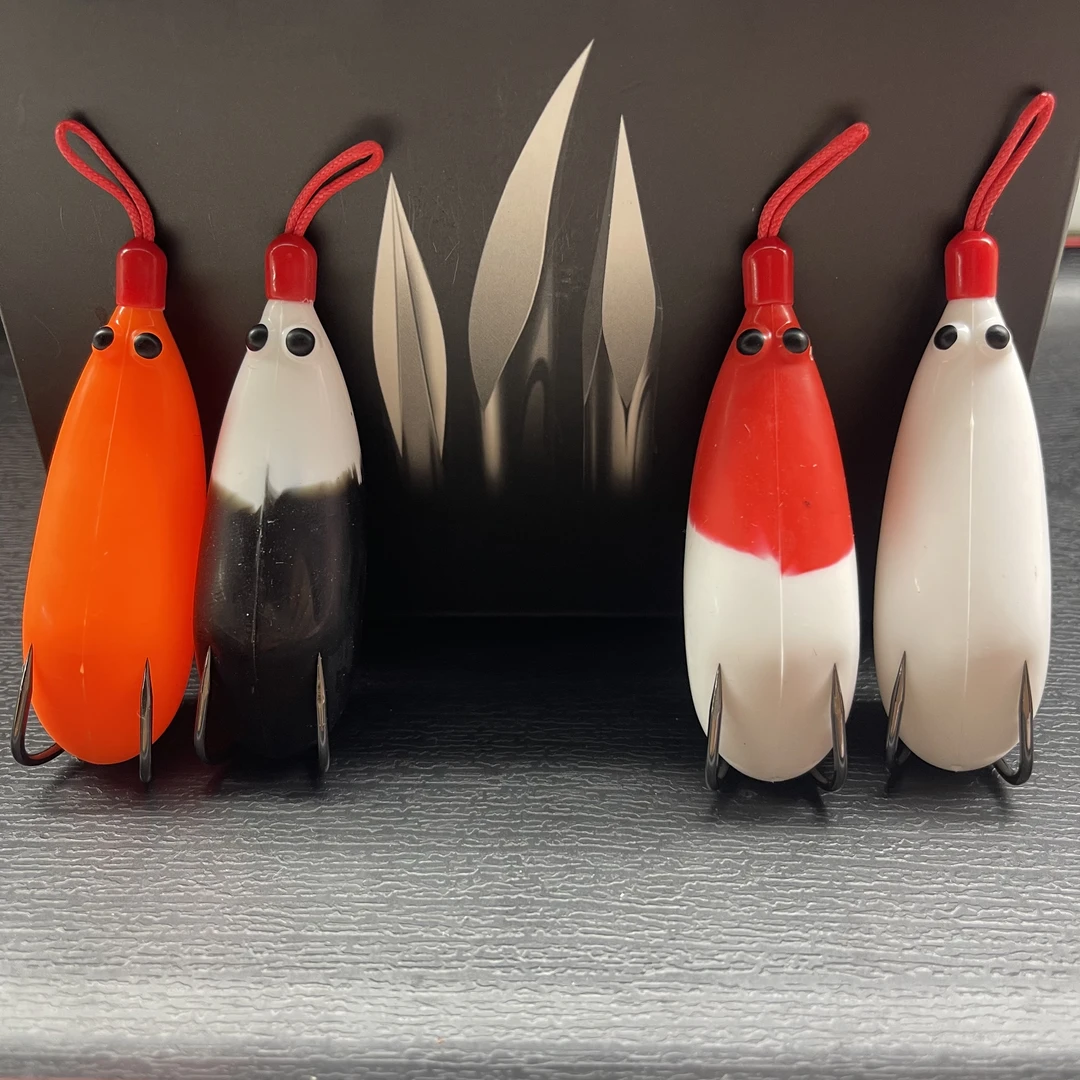 全能小龙精细改装大萝卜雷蛙19.5克搭配黑金刚定制加长平角钩