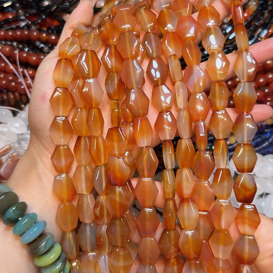 玛瑙/玉髓未镶嵌珠宝半成品天然定型切面红玛瑙溏心