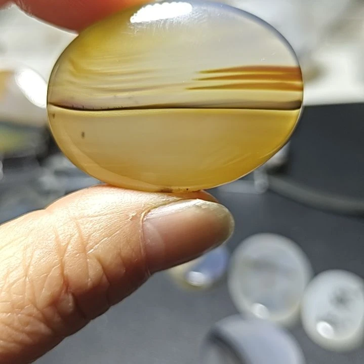 玛瑙/玉髓未镶嵌珠宝奇石