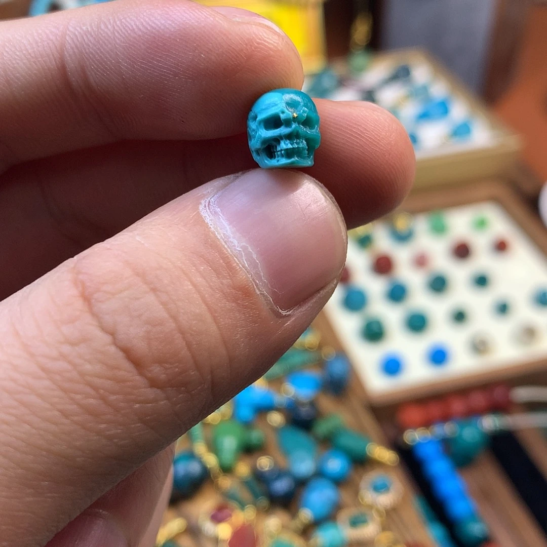 绿松石未镶嵌珠宝奇石