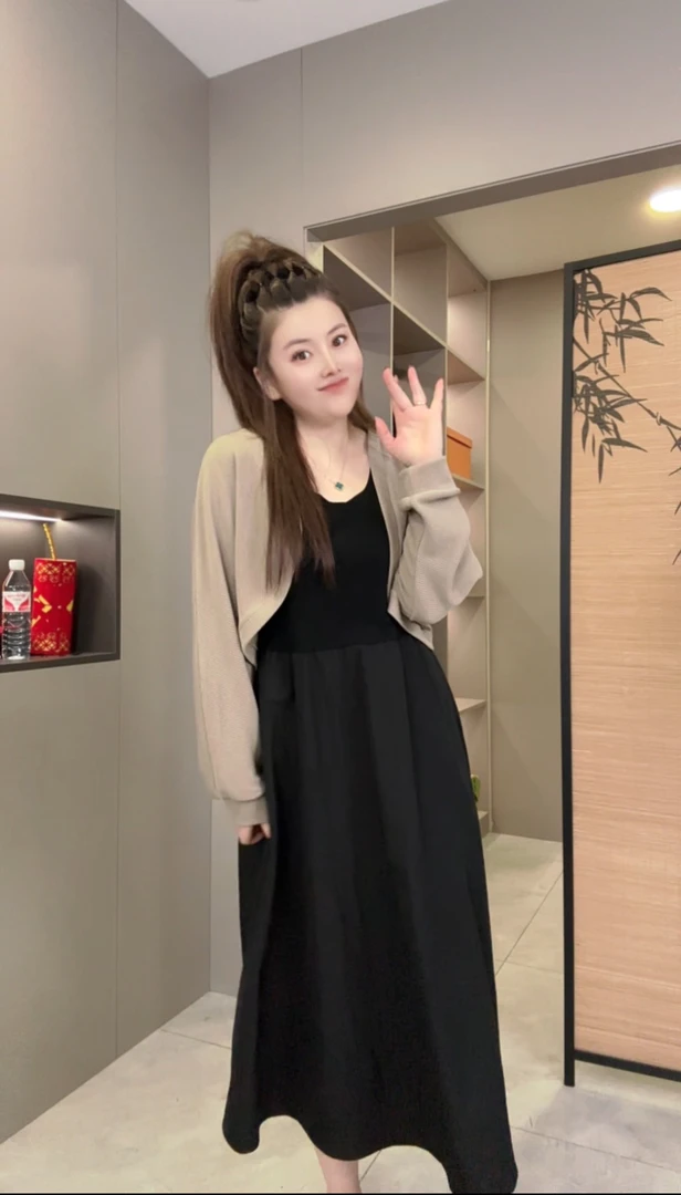【婷婷】2025春季新款时尚修身洋气优雅大方9295甜美显瘦连衣裙