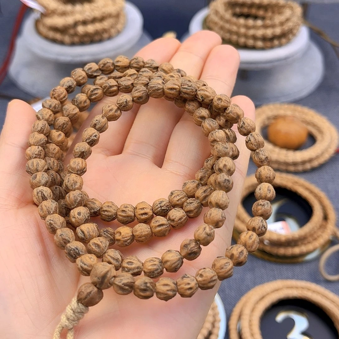 灏***阳柏香籽/百香籽手串