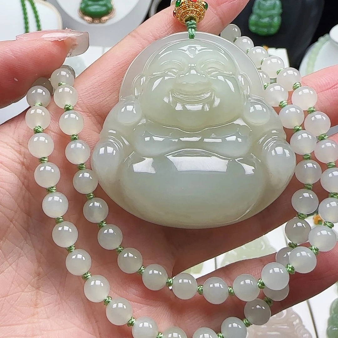 和田玉足金镶嵌颈饰50