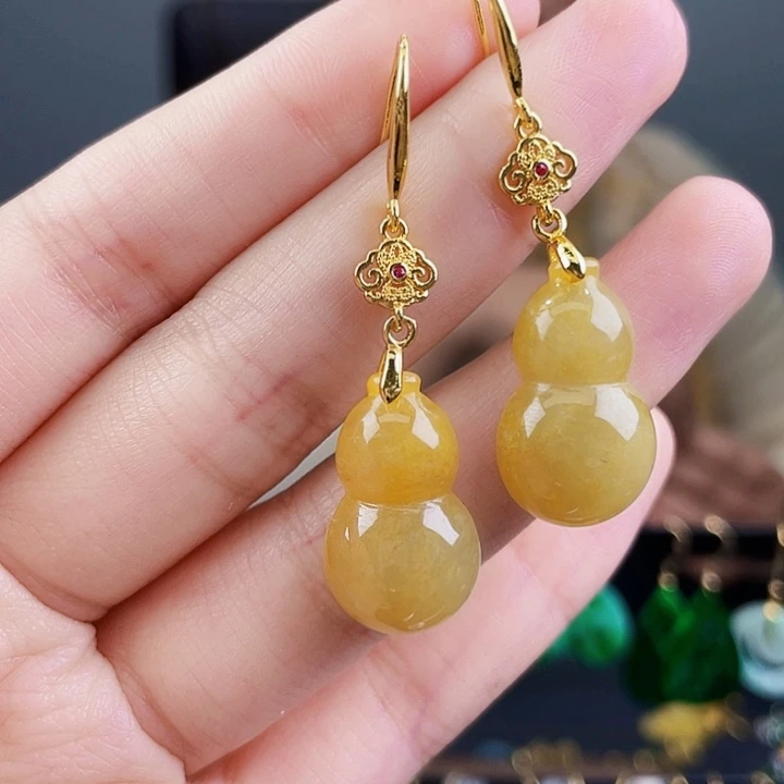 翡翠耳饰未镶嵌饰品