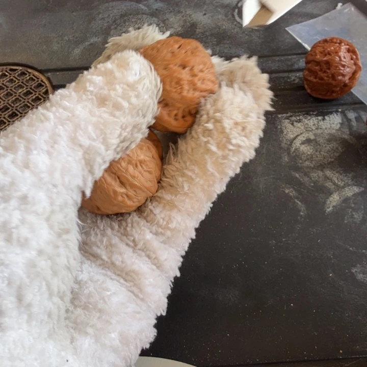 文玩核桃吊坠铁锤