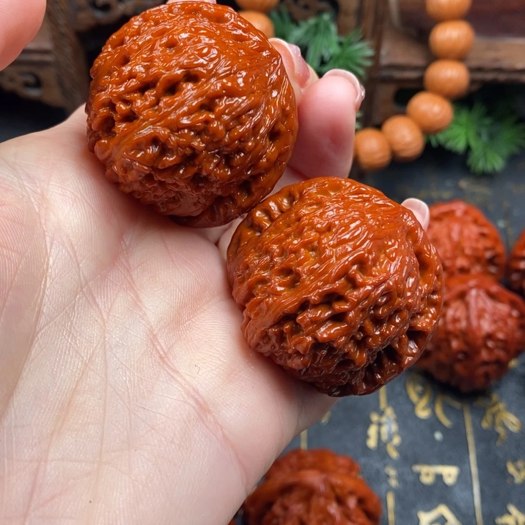 吊坠文玩核桃绣球a2