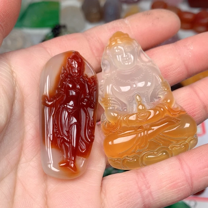 玛瑙/玉髓颈饰未镶嵌我***。