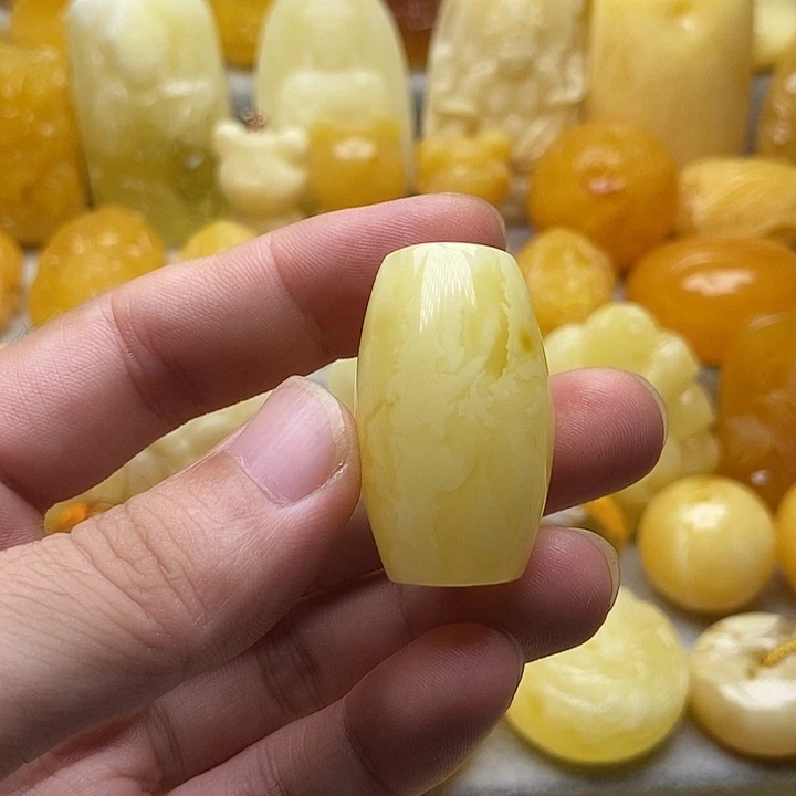 琥珀颈饰未镶嵌琥珀蜜蜡吊坠