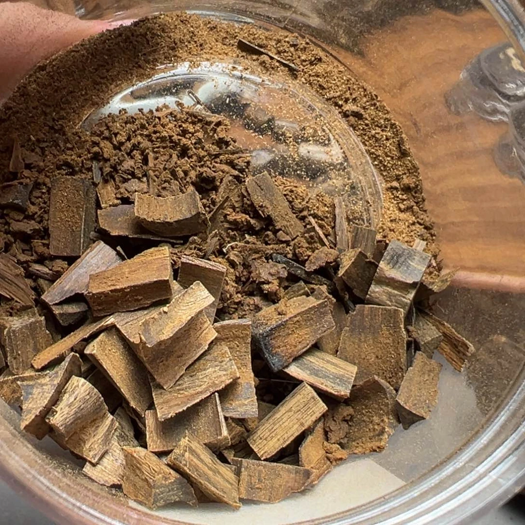 沉香碎屑沉香文莱老料沉水碎料1克