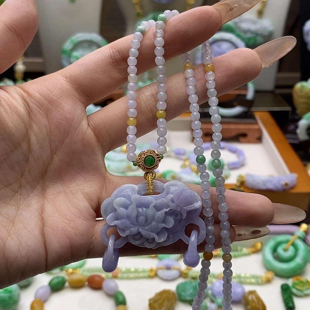 颈饰未镶嵌翡翠项链
