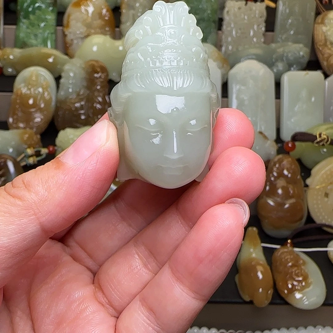 和田玉未镶嵌颈饰嵩**崧