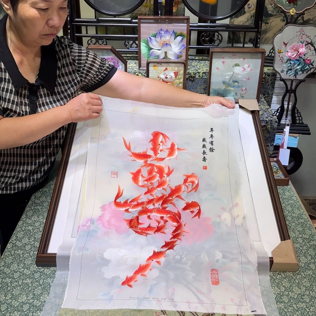 刺绣刺绣工艺精湛独特设计新颖时尚