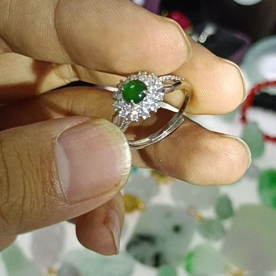 翡翠未镶嵌颈饰翡翠翡翠