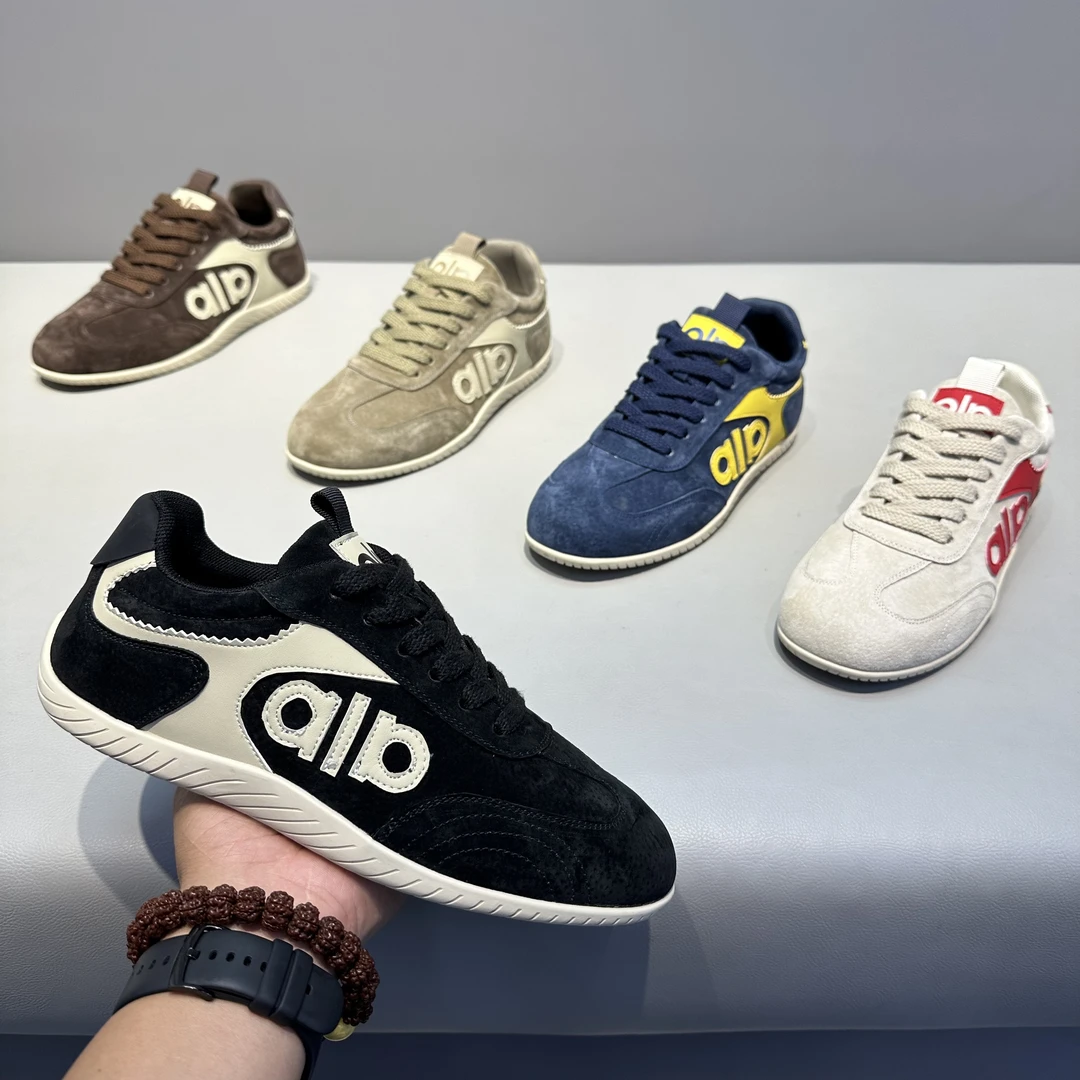 2025新款低帮拼接磨砂青年防滑软底板鞋舒适潮流休闲鞋百搭男鞋