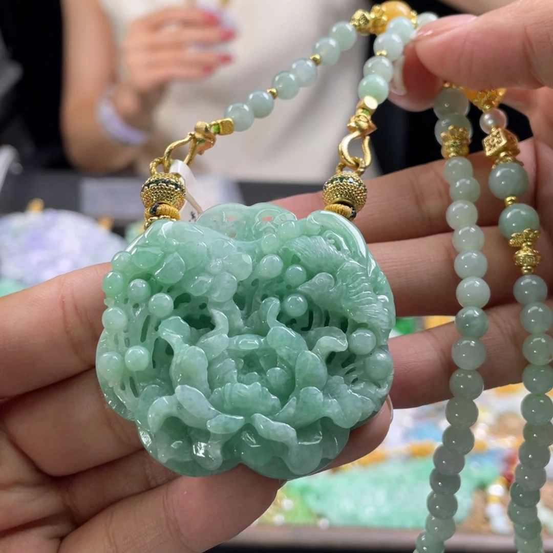 翡翠未镶嵌颈饰代编织