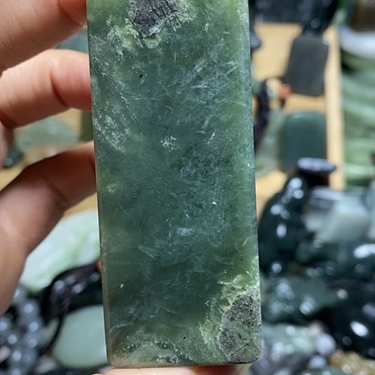 未镶嵌和田玉（糖玉）珠宝半成品