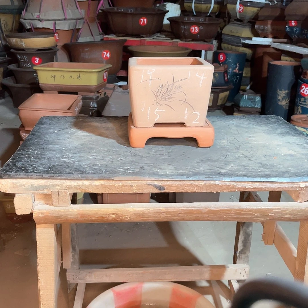 紫砂花盆四方盆一个