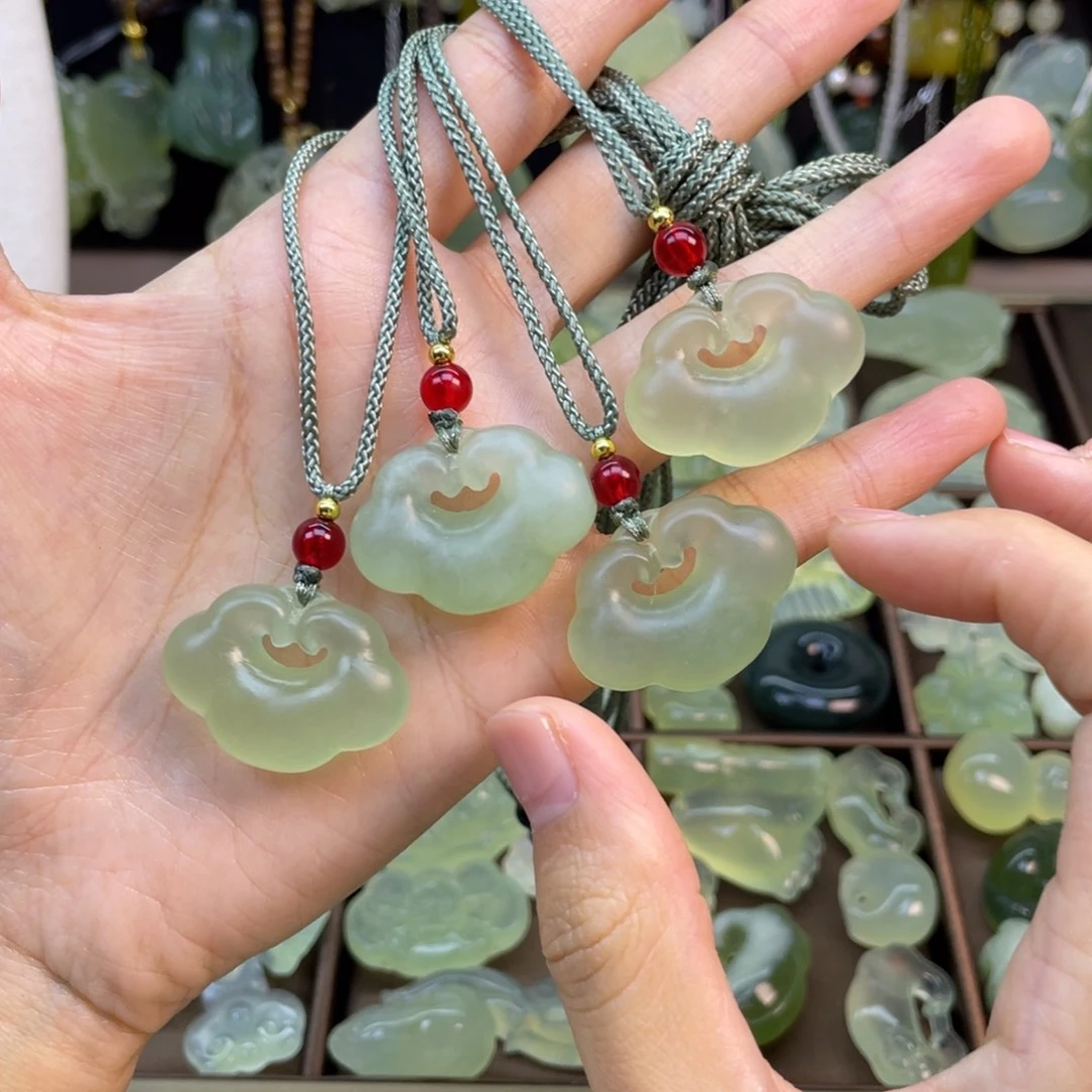 蛇纹石玉未镶嵌项链