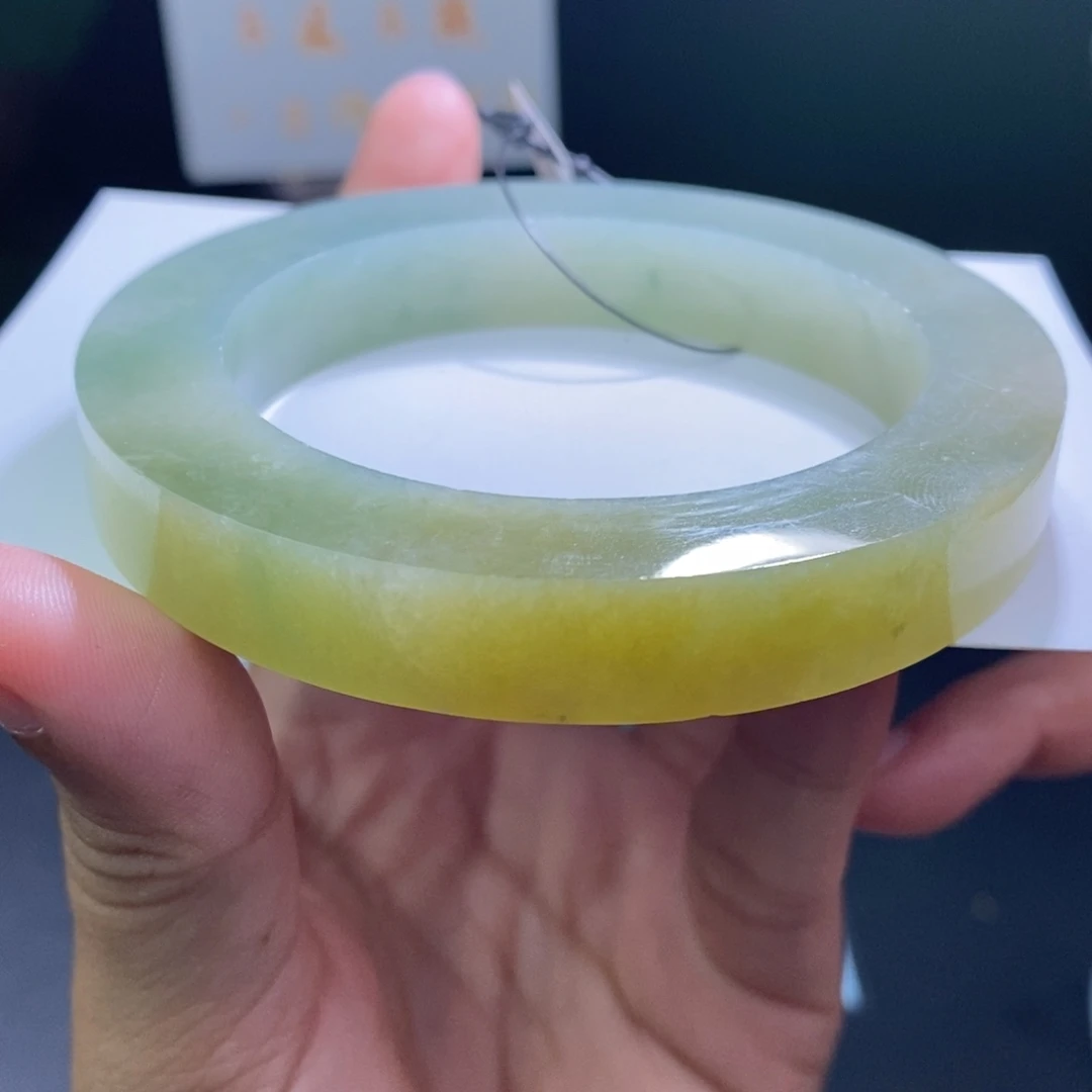 未镶嵌翡翠定制翡翠