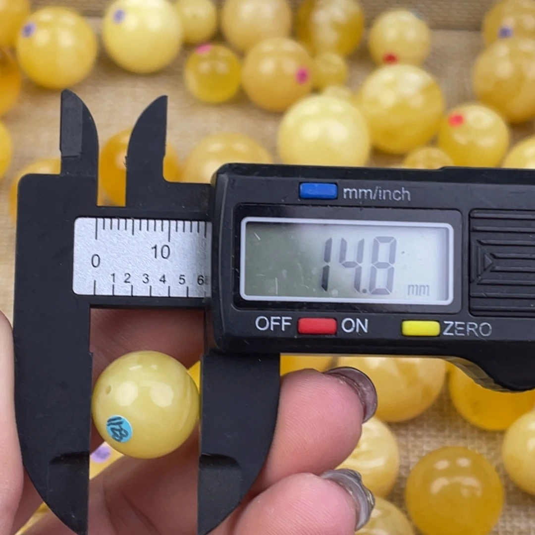 裸石虫珀未镶嵌蜜蜡26