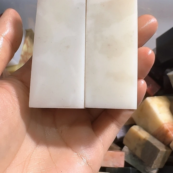 寿山石昵***置寿山石的颜色