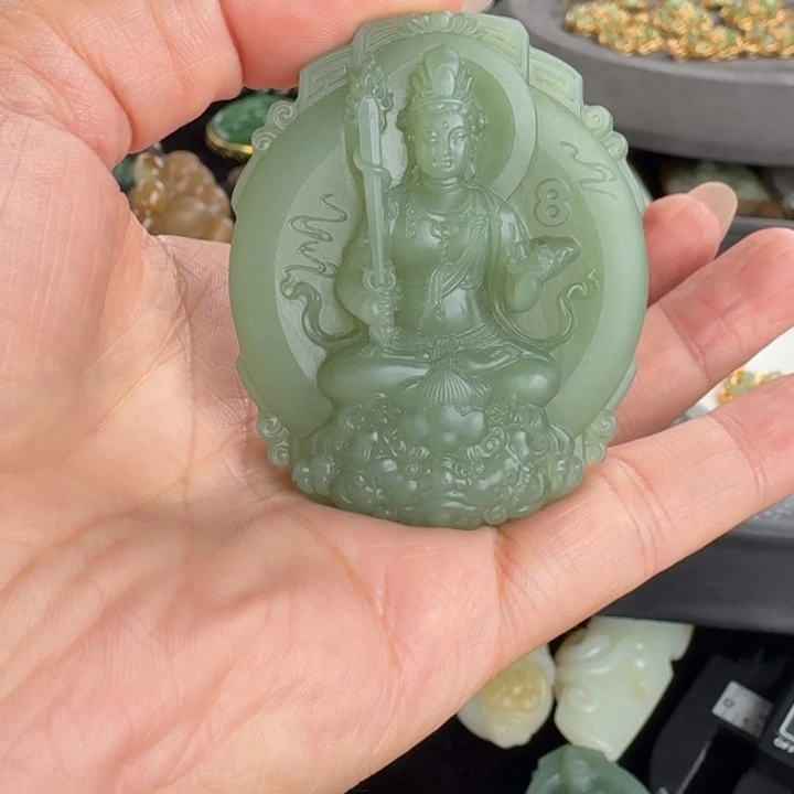 大***苏颈饰未镶嵌和田玉