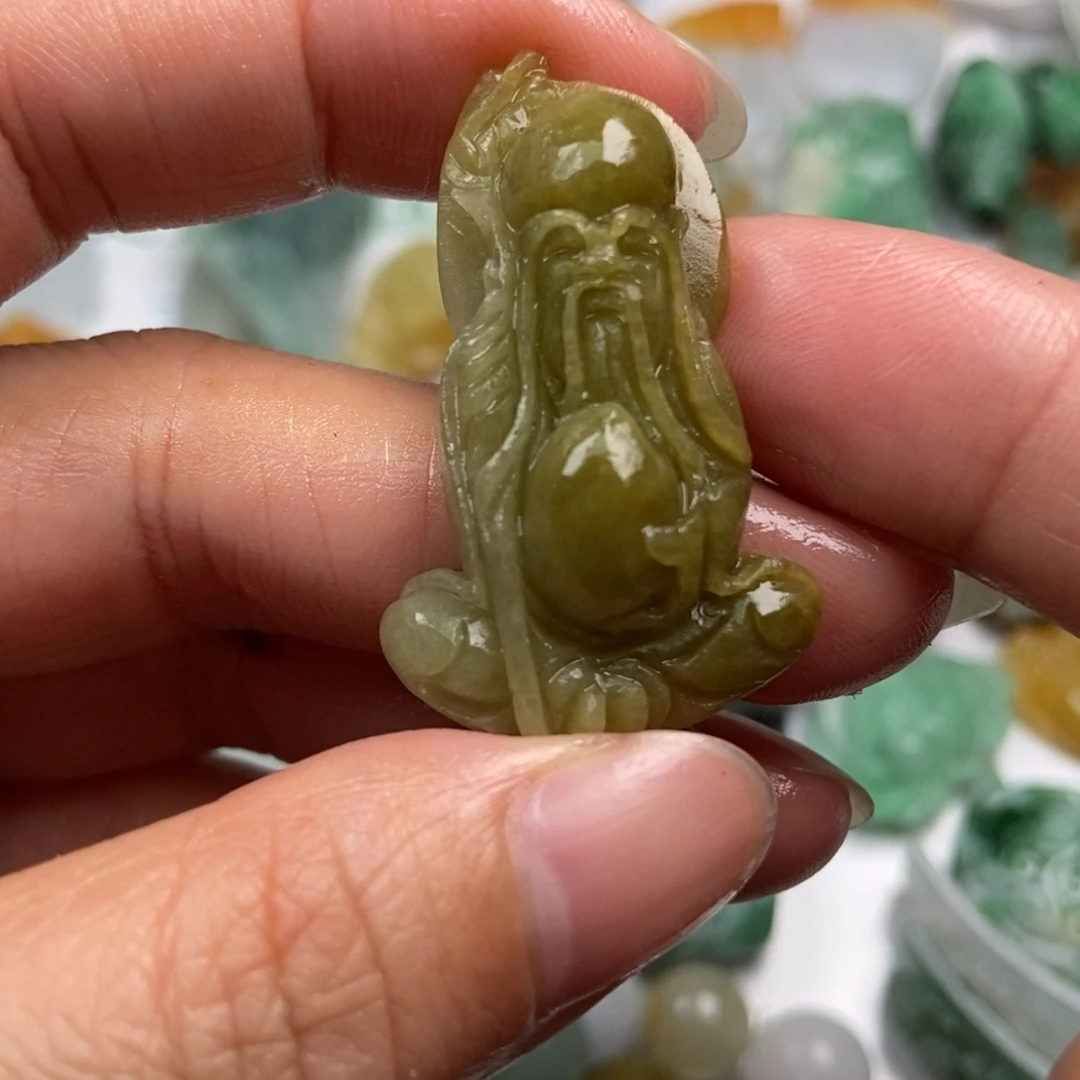 定制翡翠未镶嵌翡翠