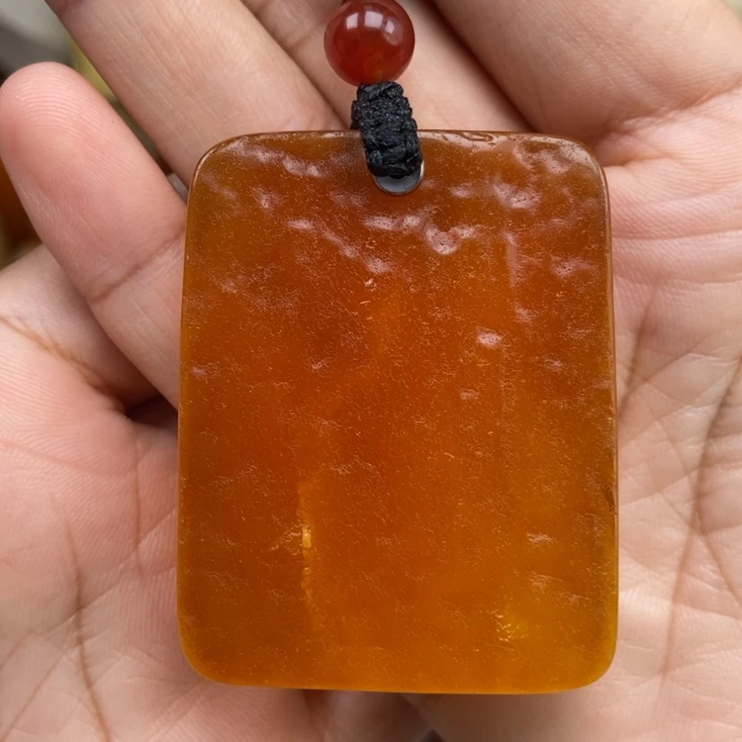 【闪购商品】琥珀颈饰未镶嵌