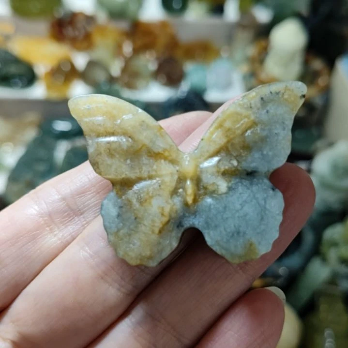 岫玉未镶嵌挂坠款式