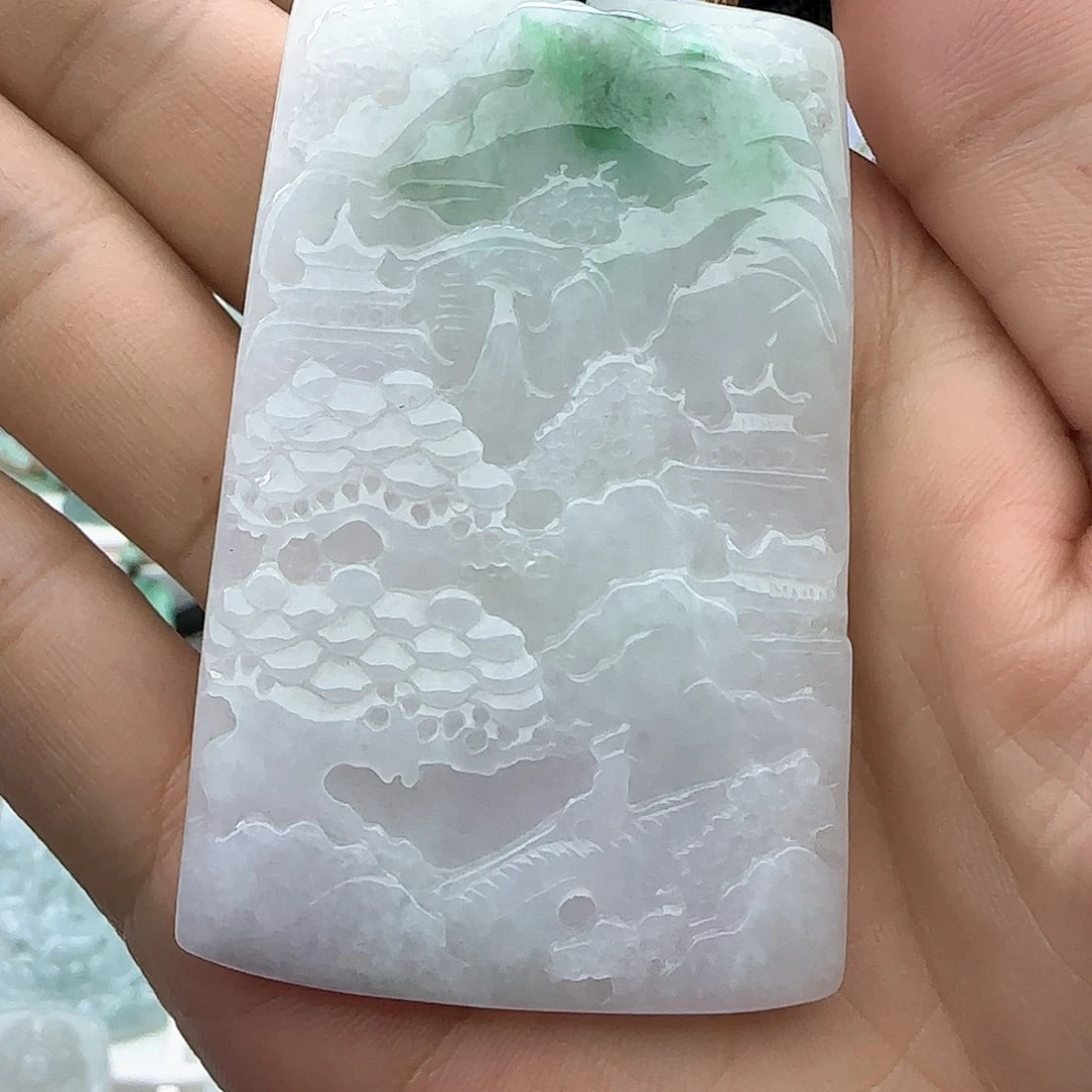 翡翠颈饰未镶嵌翡翠