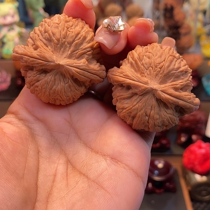 吊坠文玩核桃44全品闷白