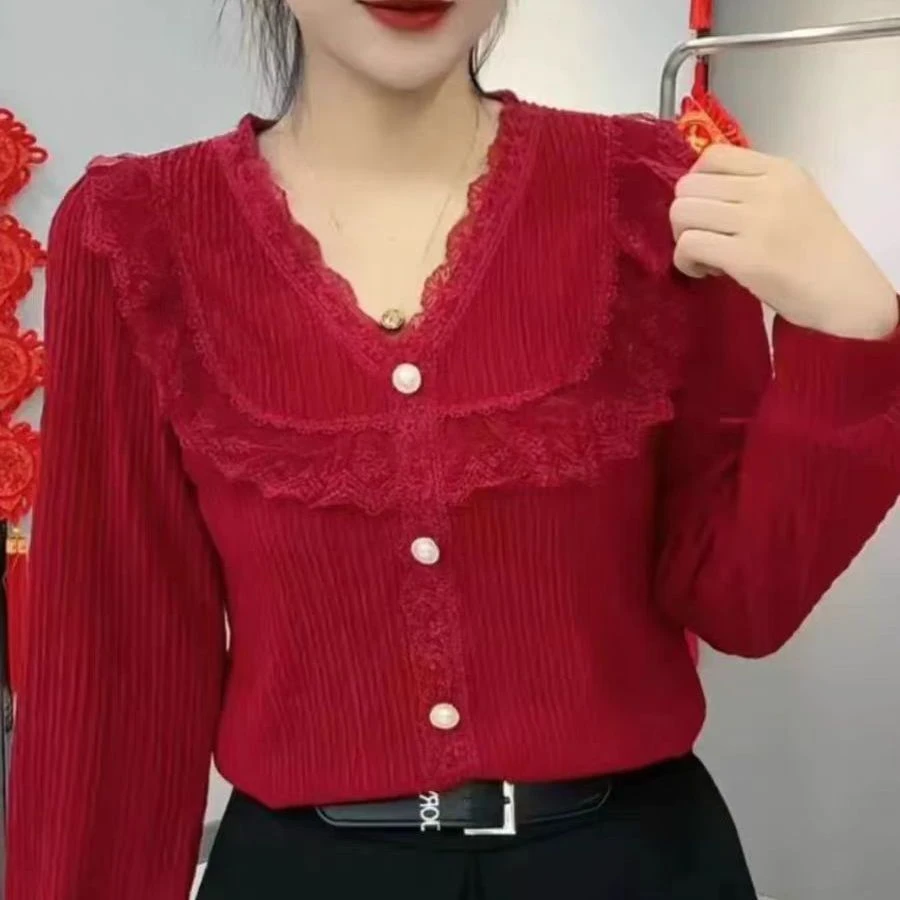 【茶芙巷】秋款蕾丝法式V领褶皱洋气打底衫【ZS】