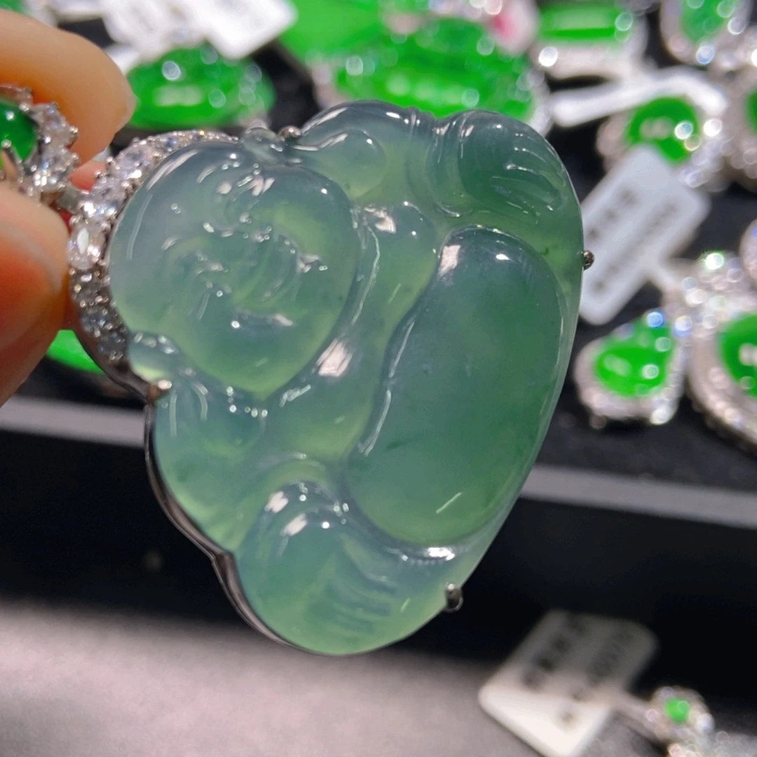 翡翠吊坠(不含链)未镶嵌