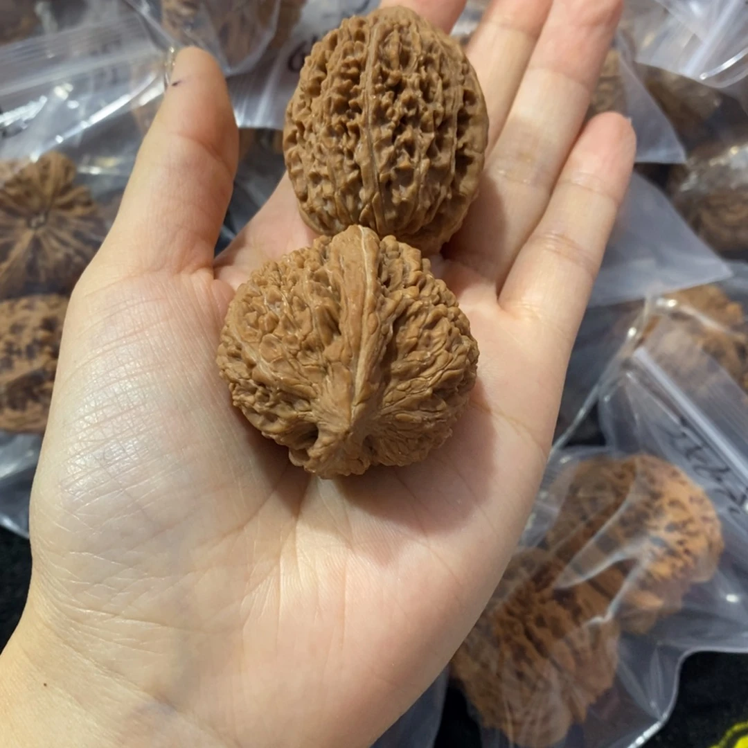 猴头核桃吊坠蒜头400