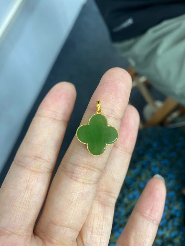 和田玉碧玉16mm四叶草18k金镶嵌