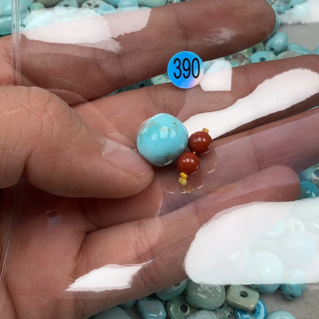 南红玛瑙未镶嵌珠宝奇石