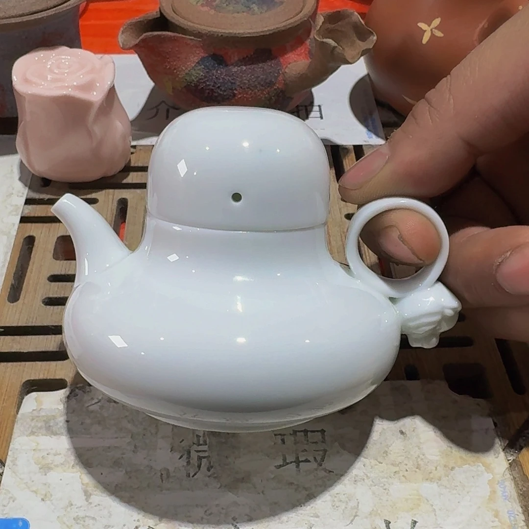 瑕疵茶具。介意勿拍