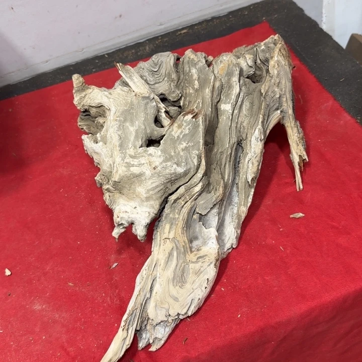 小***腰香榧木工艺品精选