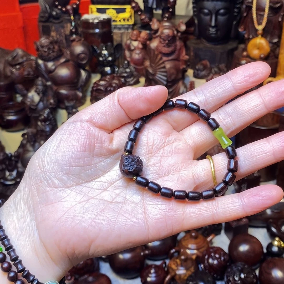 檀香紫檀（小叶紫檀）比****?桶珠配貔貅珠配白色珠