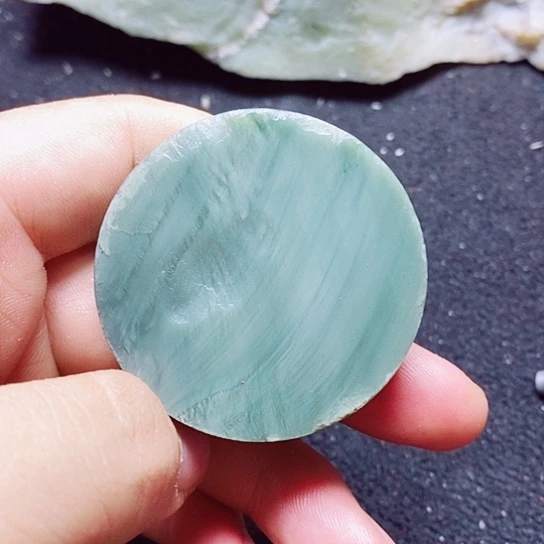 和田玉（糖玉）未镶嵌珠宝半成品谦*