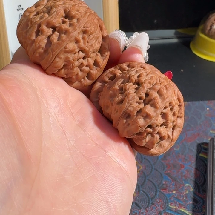 文玩核桃吊坠235789034689