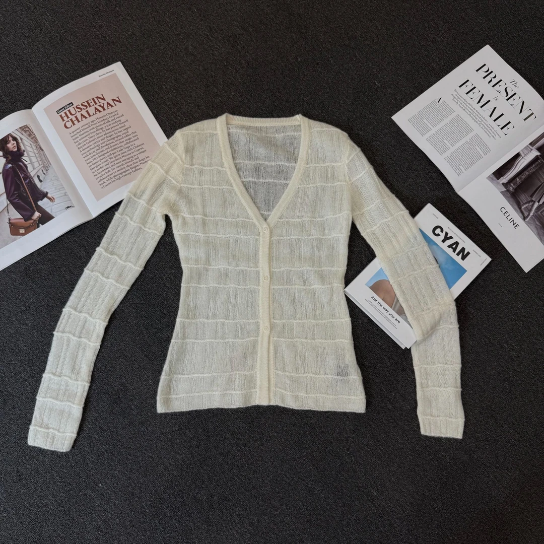 【塔鹿蕾】新款秋冬气质修身软糯镂空针织薄款开衫2863