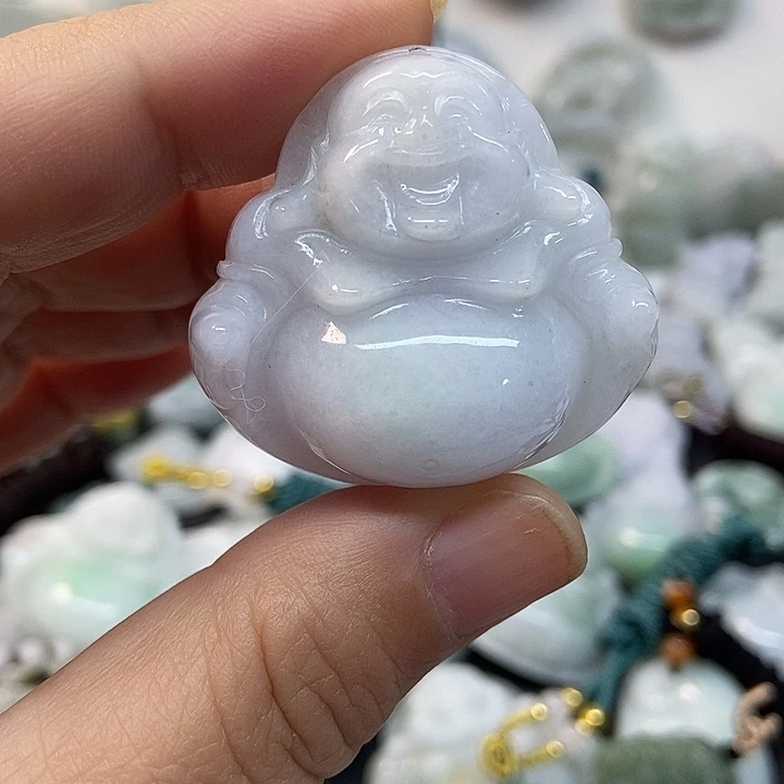 翡翠未镶嵌颈饰佛公