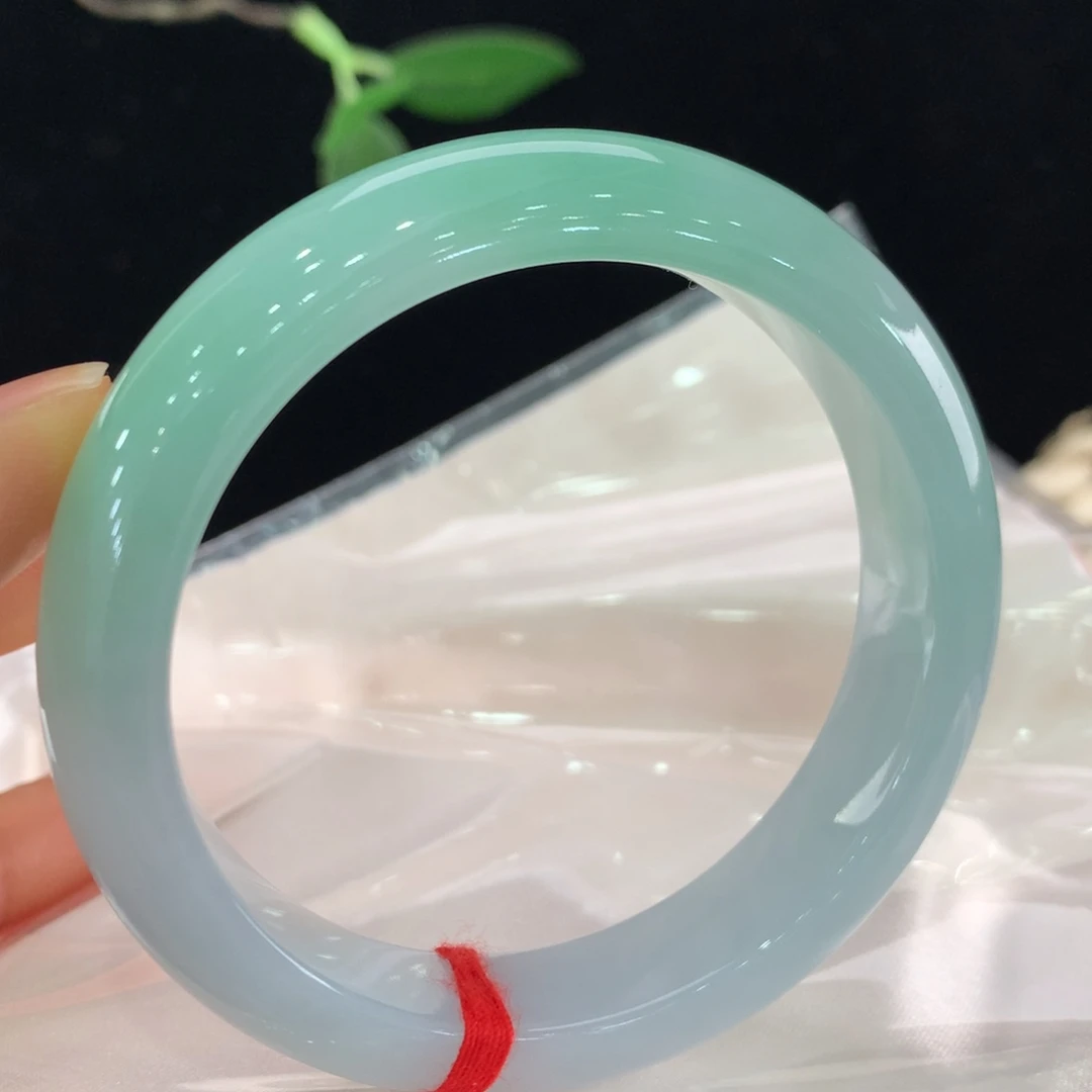 翡翠手镯未镶嵌111-5834