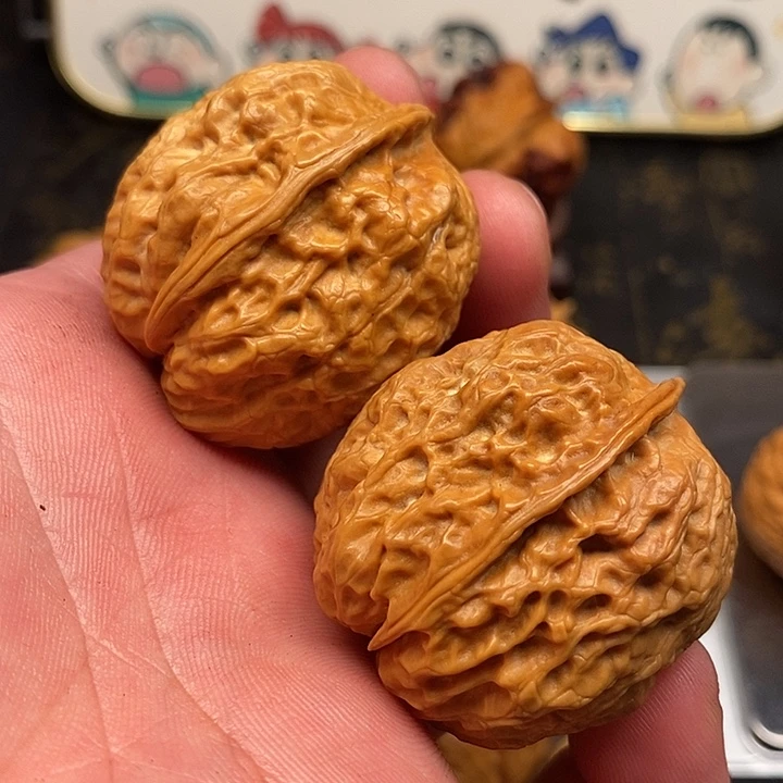 文玩核桃把件扶摇蛤蟆头