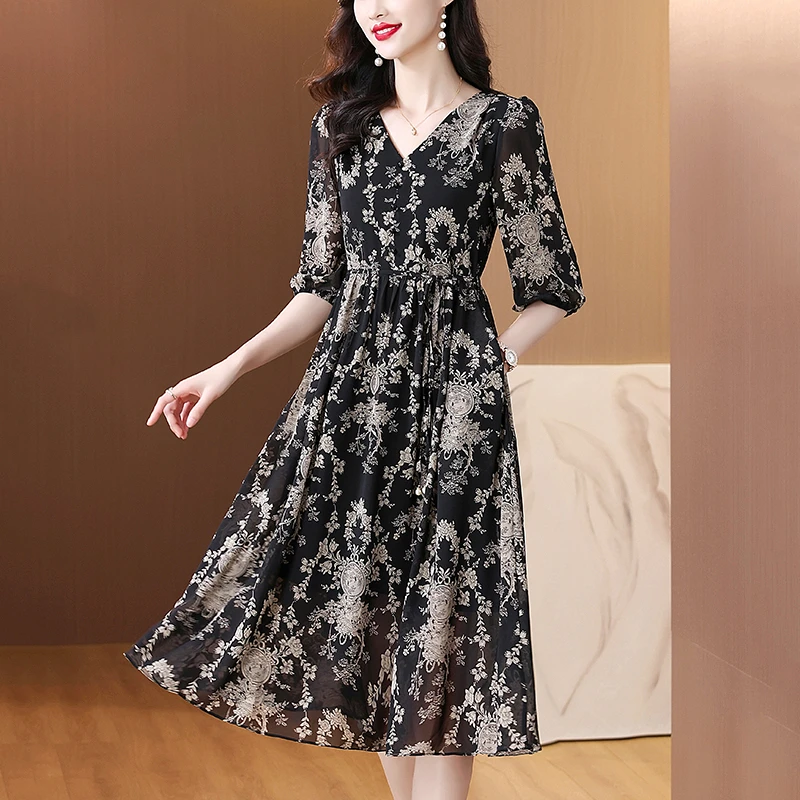 网红碎花连衣裙小个子2024新款复古女夏季时尚气质花裙子